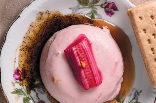 rhubarb-&-rose-panna-cotta-1.jpg
